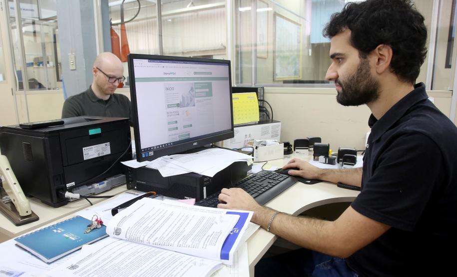 Com Descomplica, Paraná avança na desburocratização dos serviços públicos em diversas áreas